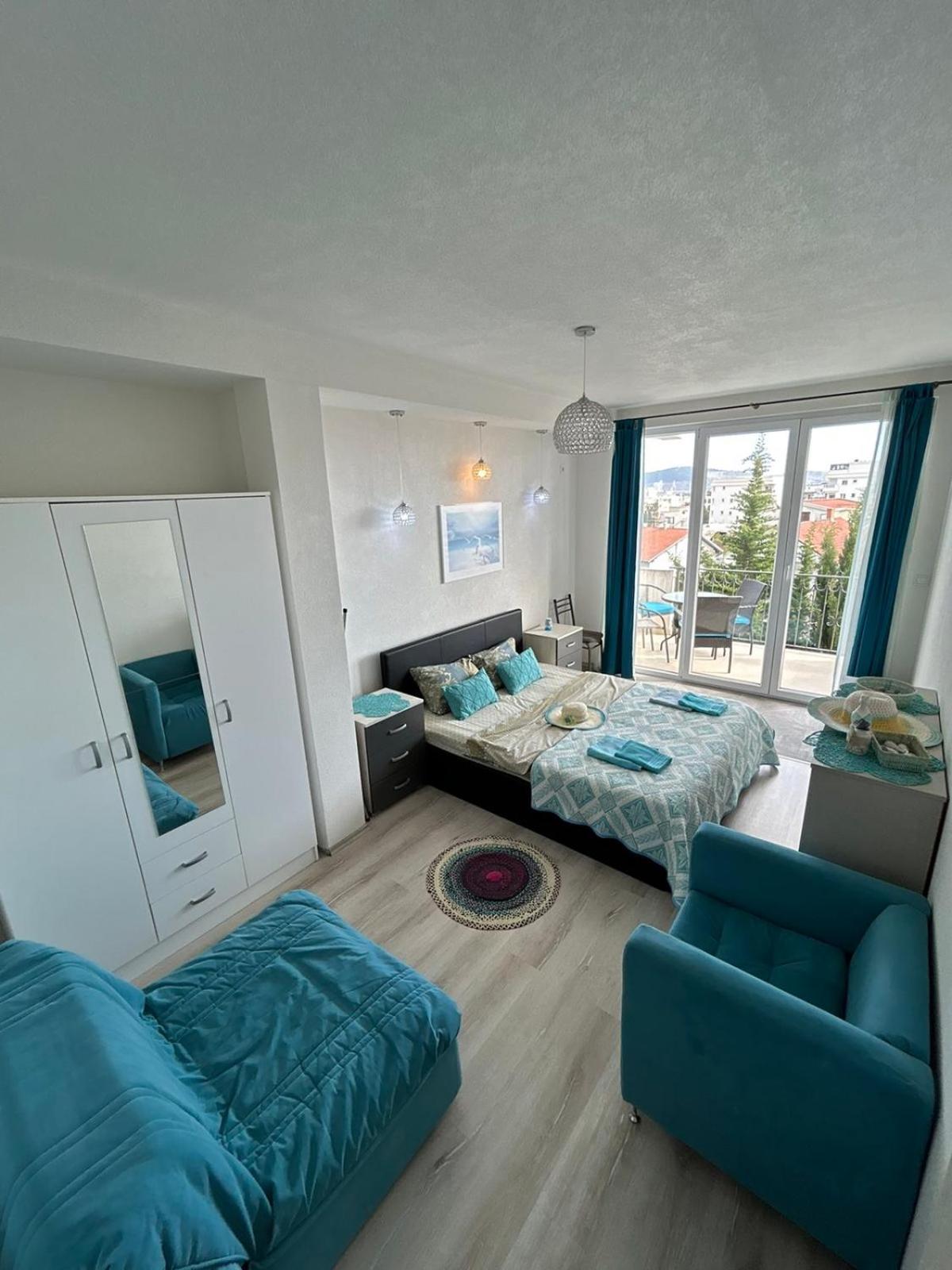 Aparthotel Monterria Бар Экстерьер фото