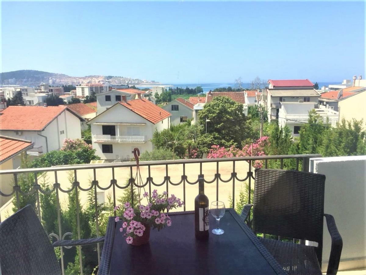 Aparthotel Monterria Бар Экстерьер фото